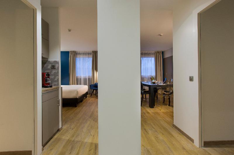 Roi Soleil Prestige Strasbourg Hotell Schiltigheim Exteriör bild